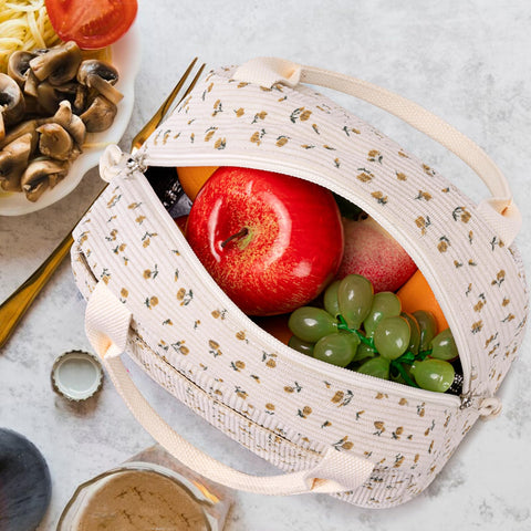Bluboon lunch bag easy to clean fabric for busy days.