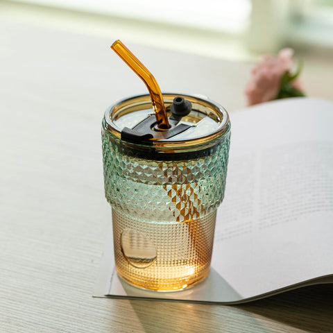 BLUEPOLAR double-wall insulated glass cup preserves temperature longer