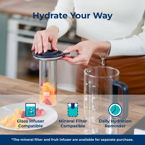 Bluevua RO100ROPOT-Lite carafe open cap demonstrates easy refills