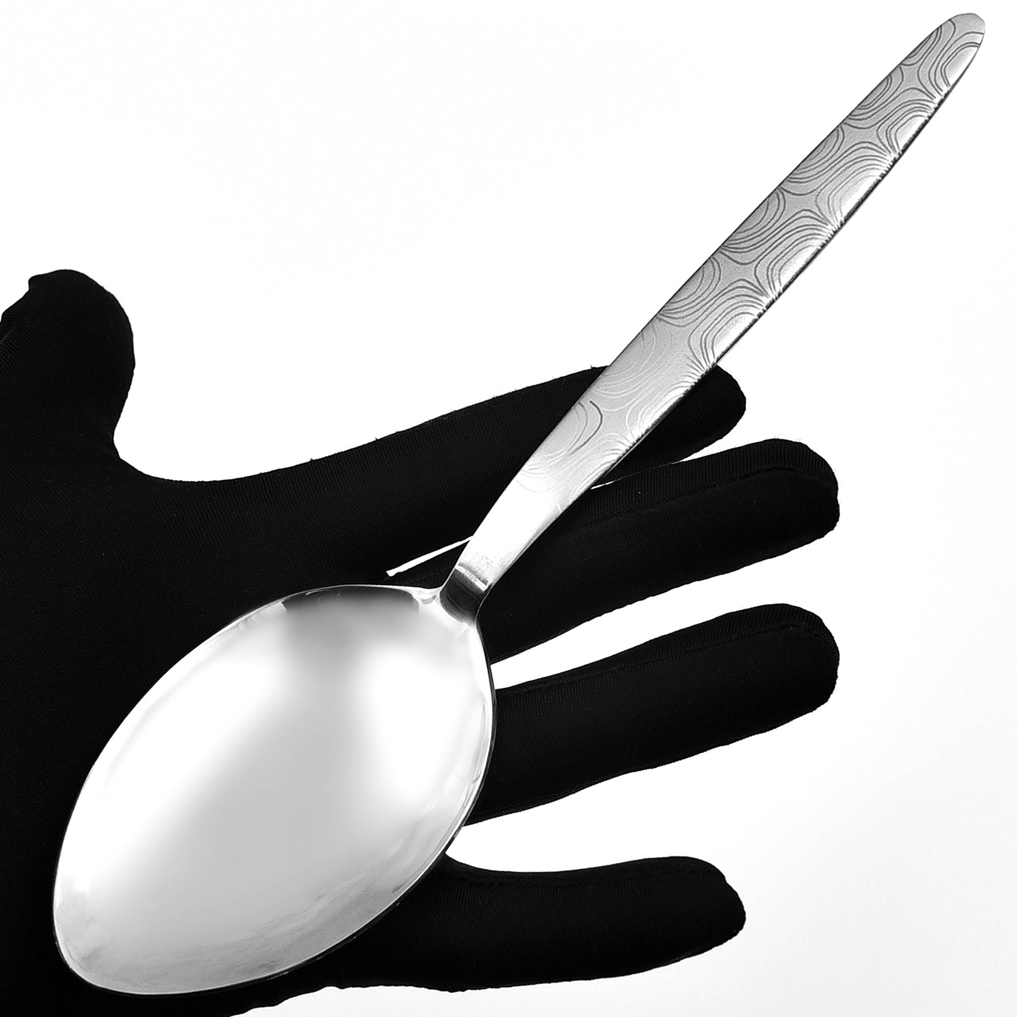 Wide-mouth BNAZIND Kunz Damascus spoon ideal for scooping hearty portions.