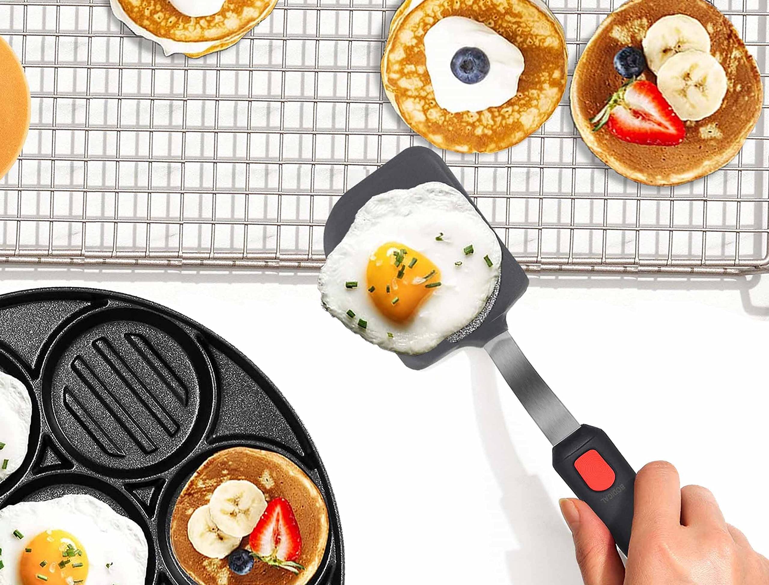 BodiCal spatula showing stainless-steel core for durability