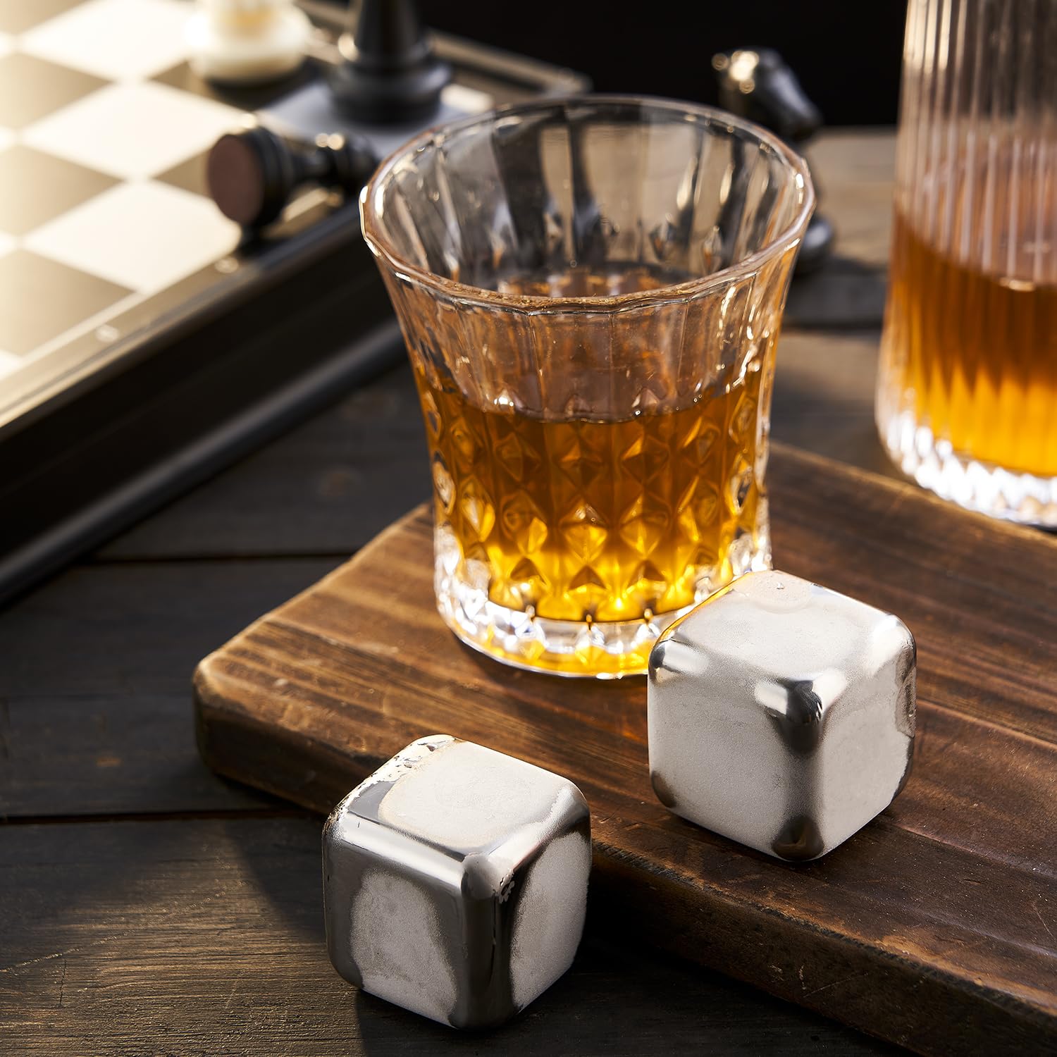 Boenkush stainless steel whiskey stone close-up highlighting durable, food-safe cooling