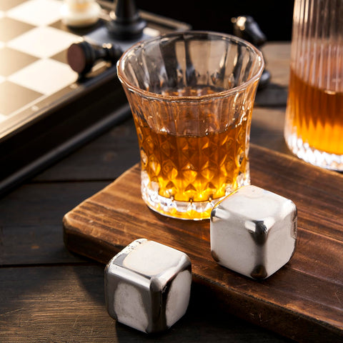 Boenkush stainless steel whiskey stone close-up highlighting durable, food-safe cooling