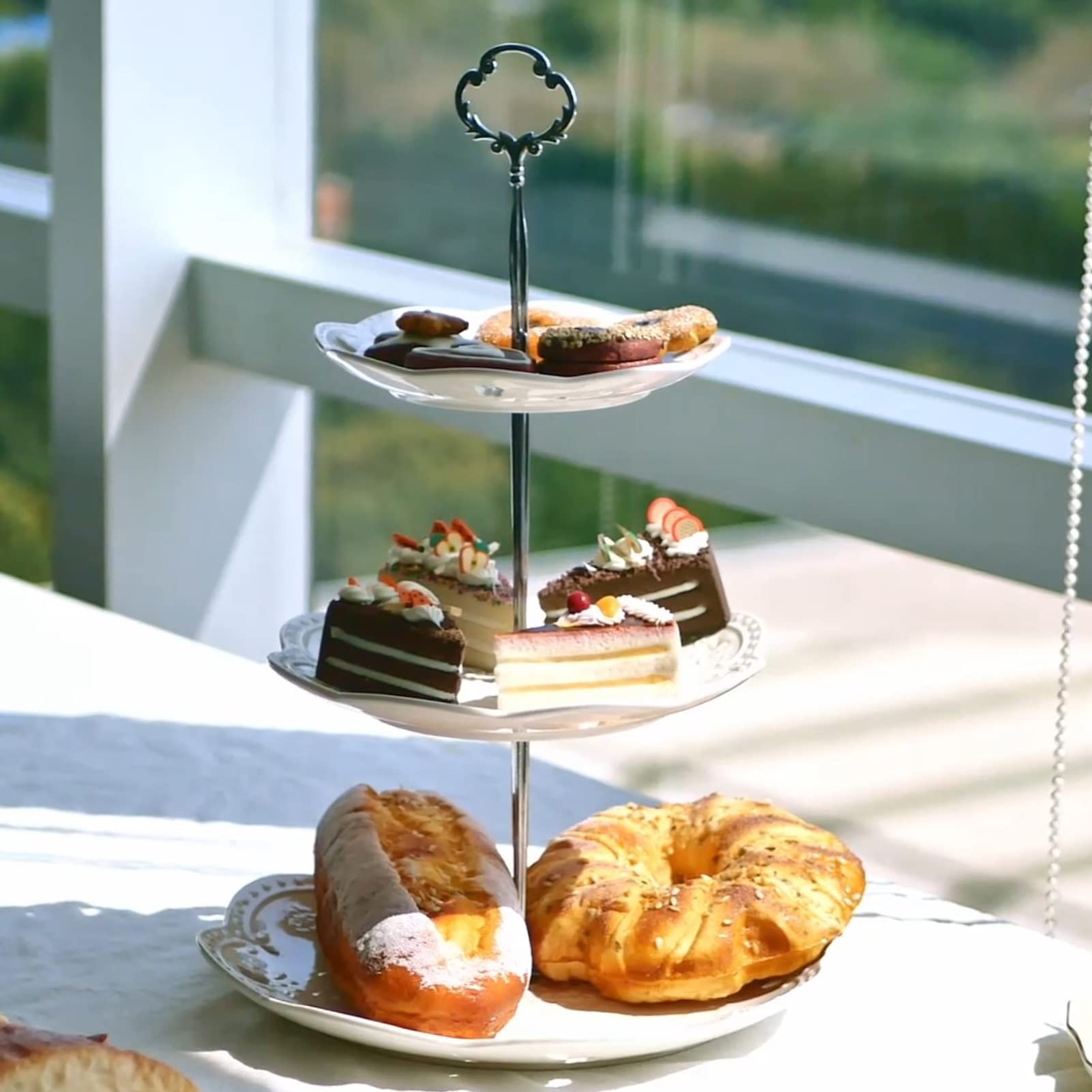 BonNoces cake display perfect for tea parties, weddings, and celebrations.