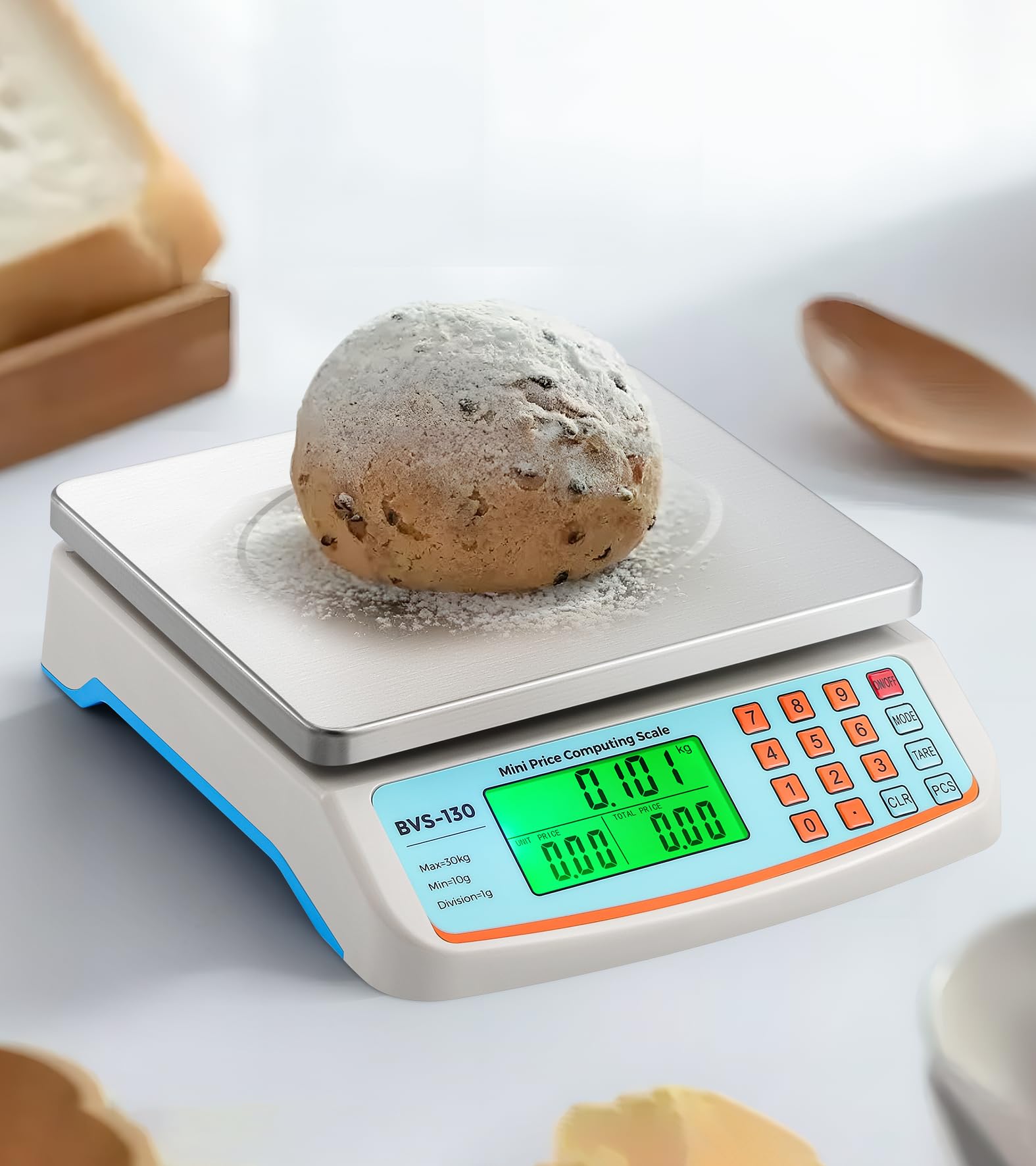 Bonvoisin stainless steel pan on the scale for easy cleaning