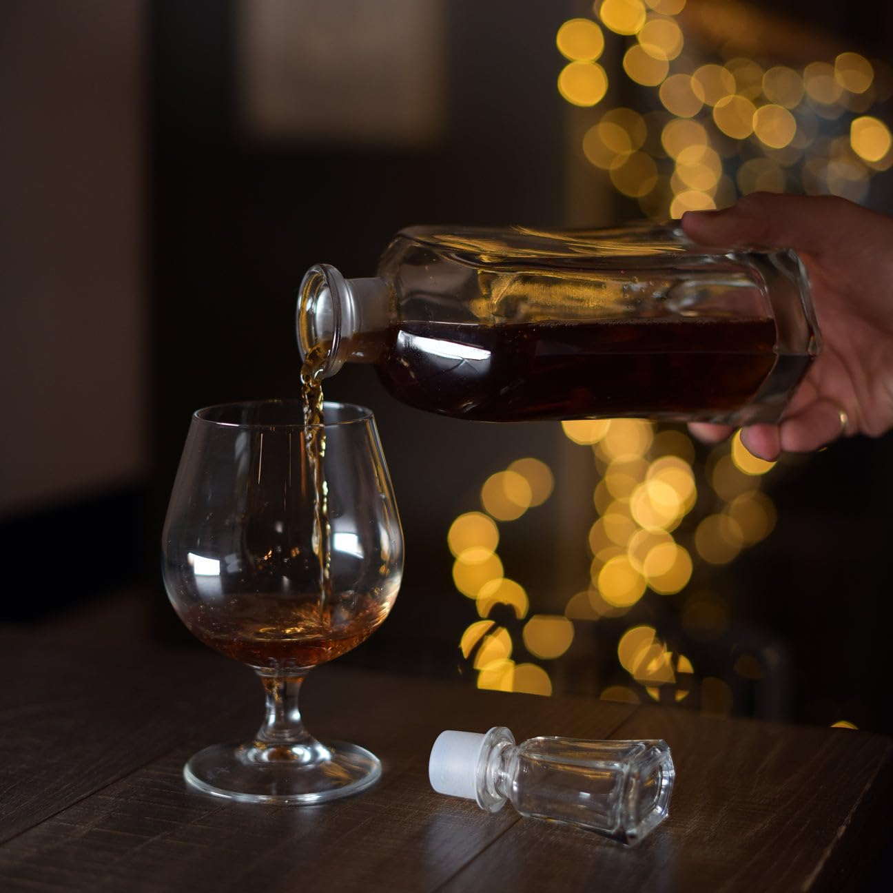 Bormioli Rocco Capitol decanter presents wine and spirits elegantly