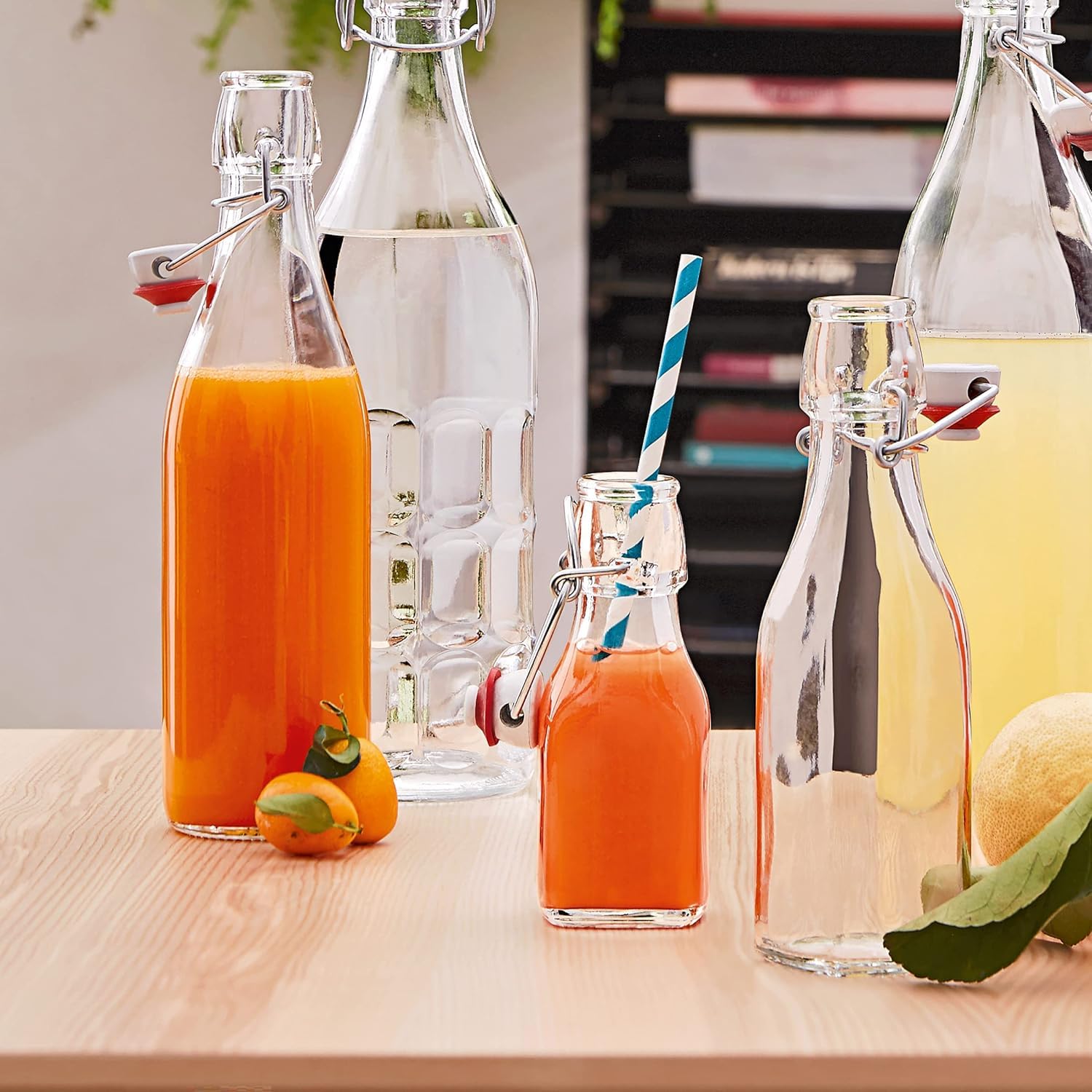 Bormioli Rocco bottle with dressings and sauces for refrigeration