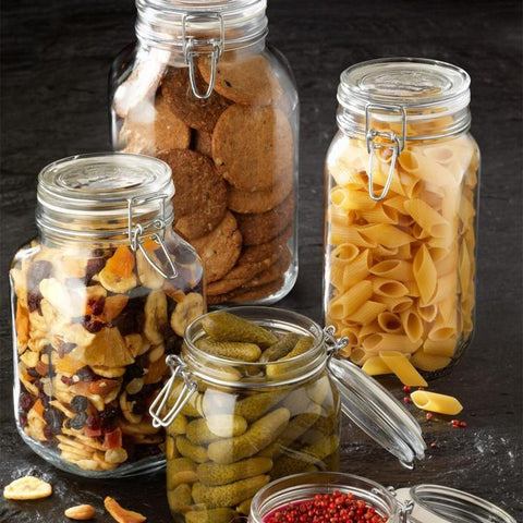 Italian craftsmanship: Bormioli Rocco Fido jar adds style to kitchen.
