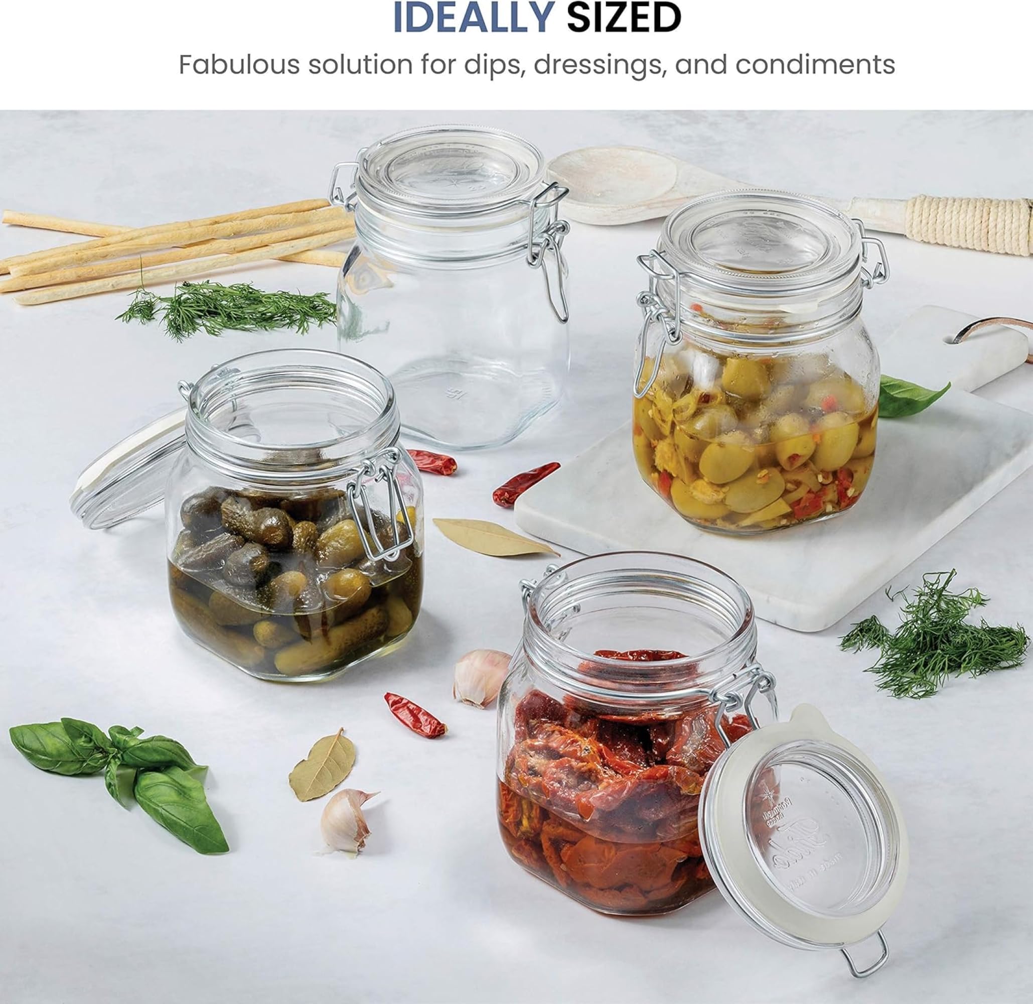 Bormioli Rocco Fido 0.75 L jar shows contents clearly while preserving freshness.