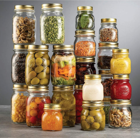 Airtight seal close-up on Bormioli Rocco Quattro Stagioni jar.