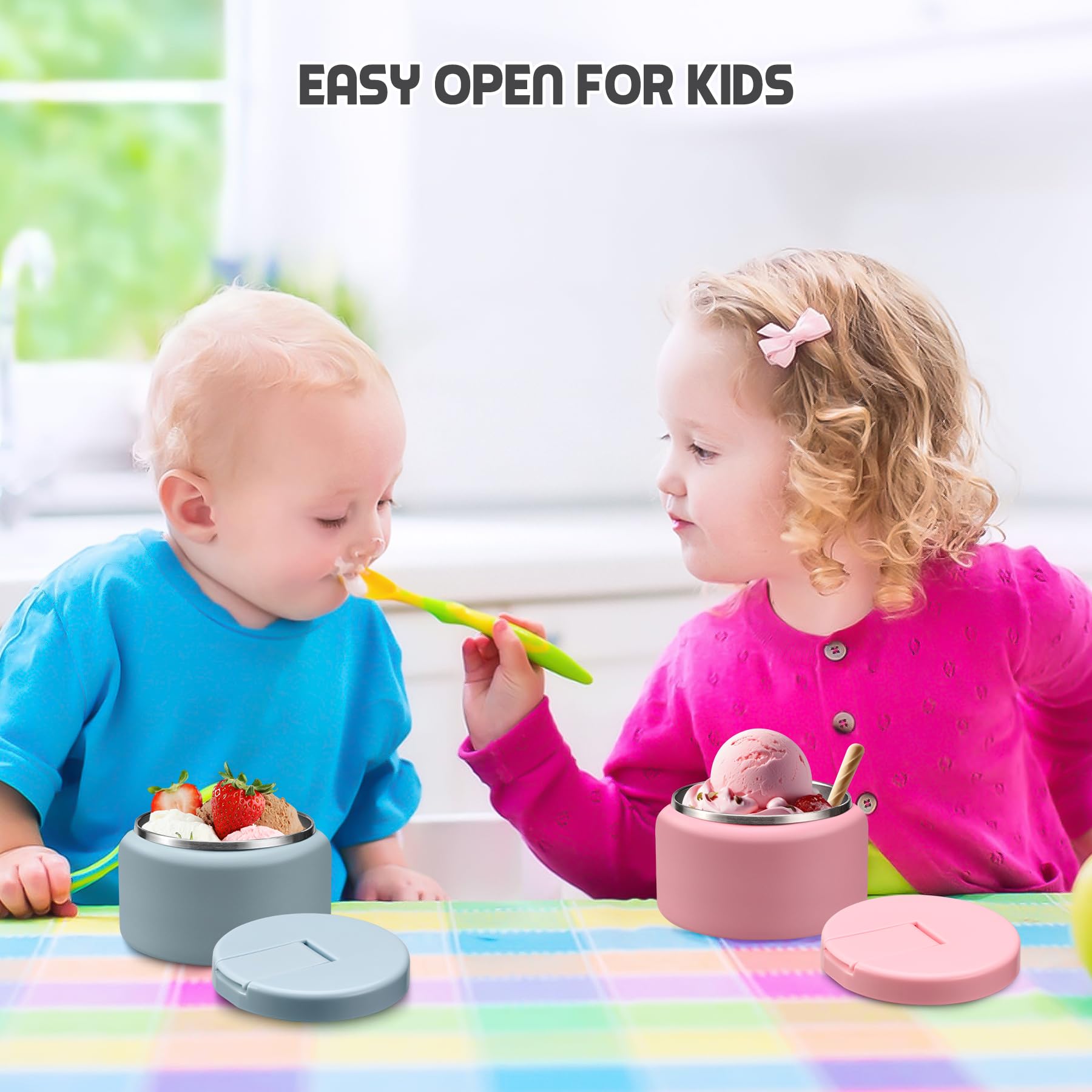 BOSEDSANG blue vacuum-insulated interior preserves temperature during lunch
