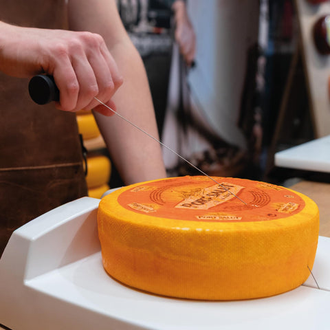 BOSKA Cheese Commander Pro wires in action delivering quick, clean slices