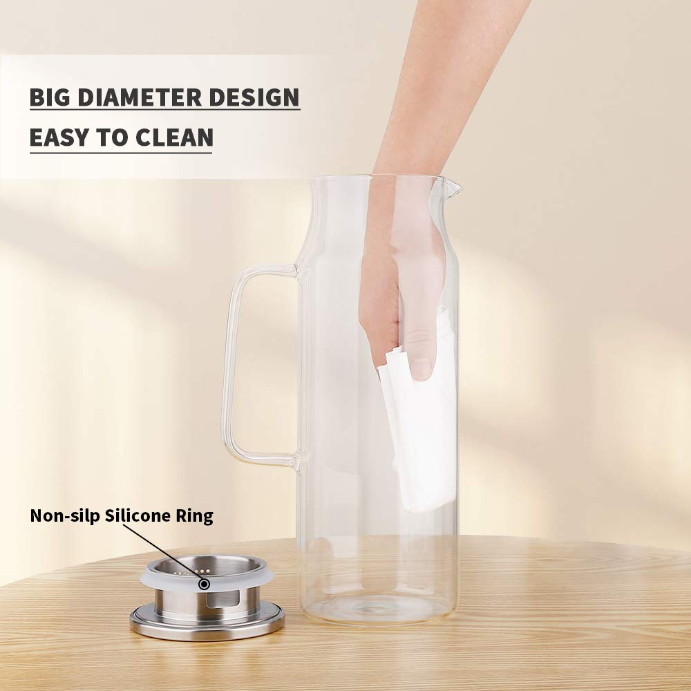 BOTTLE BOTTLE wide-mouth design makes cleaning effortless