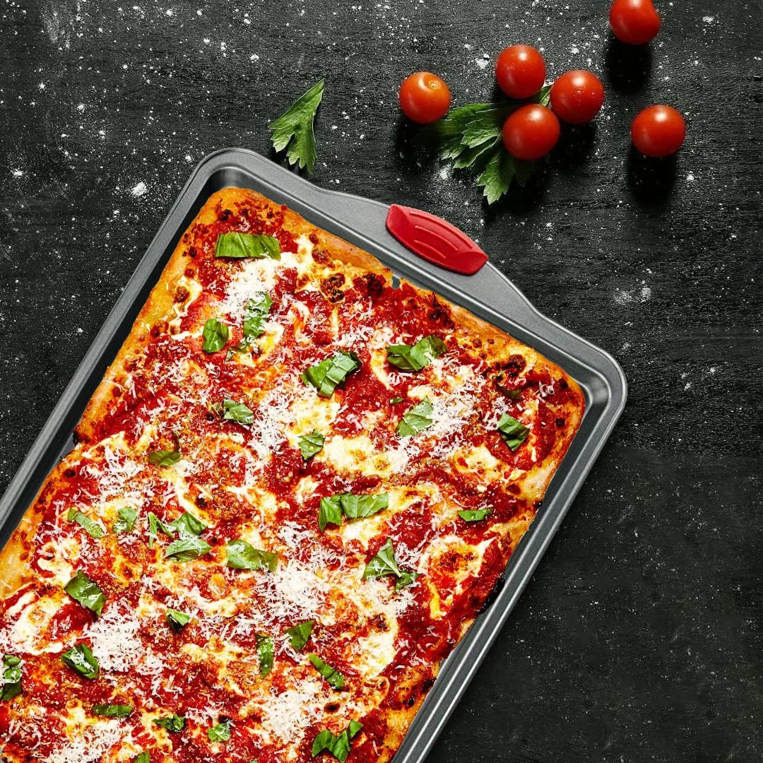 Boxiki Kitchen dishwasher-safe pans for quick cleanup.