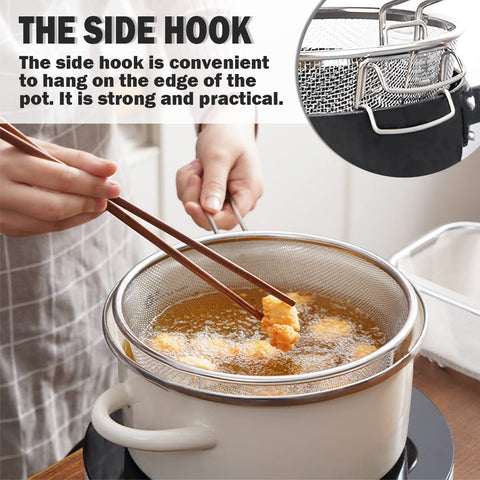 Boxweer foldable-handle fry basket designed for compact kitchen storage