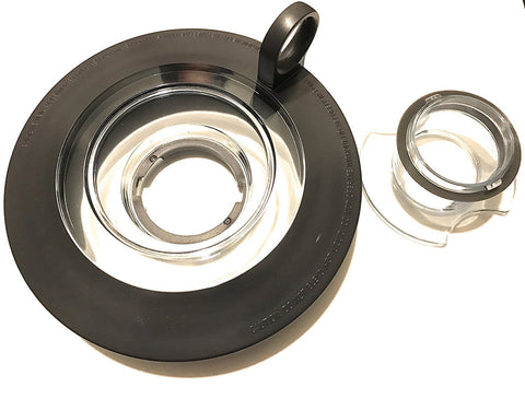 Breville inner lid with ring pull and silicone seal for blender; seals the jar for smooth blending.