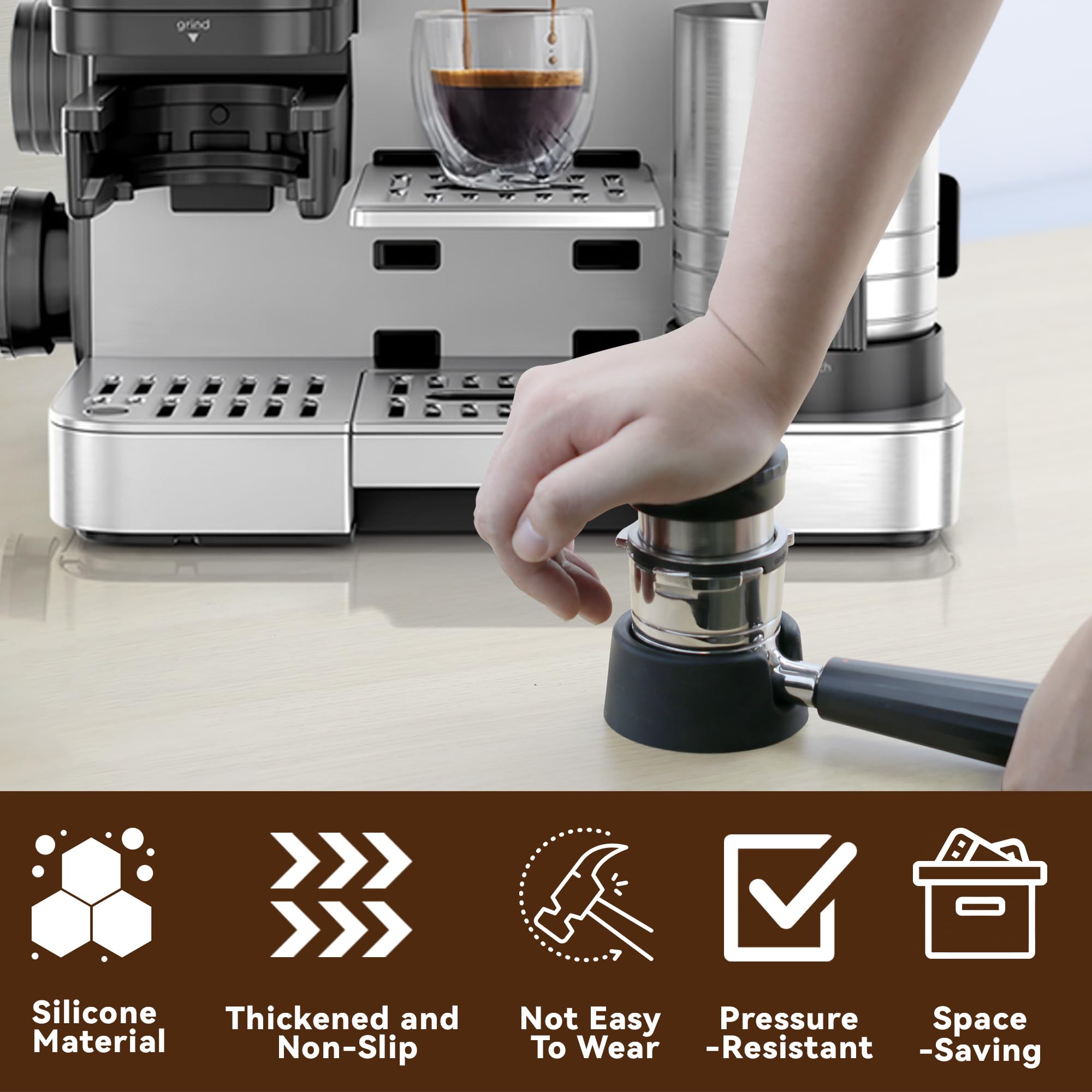 Brikinte easy-clean design resists coffee grounds and cleans quickly after use.