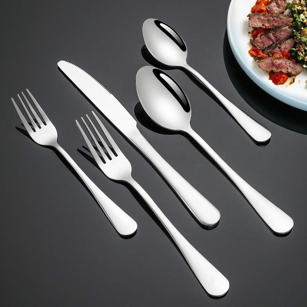 BRIOUT mirror-finish cutlery with comfortable weight and smooth edges.