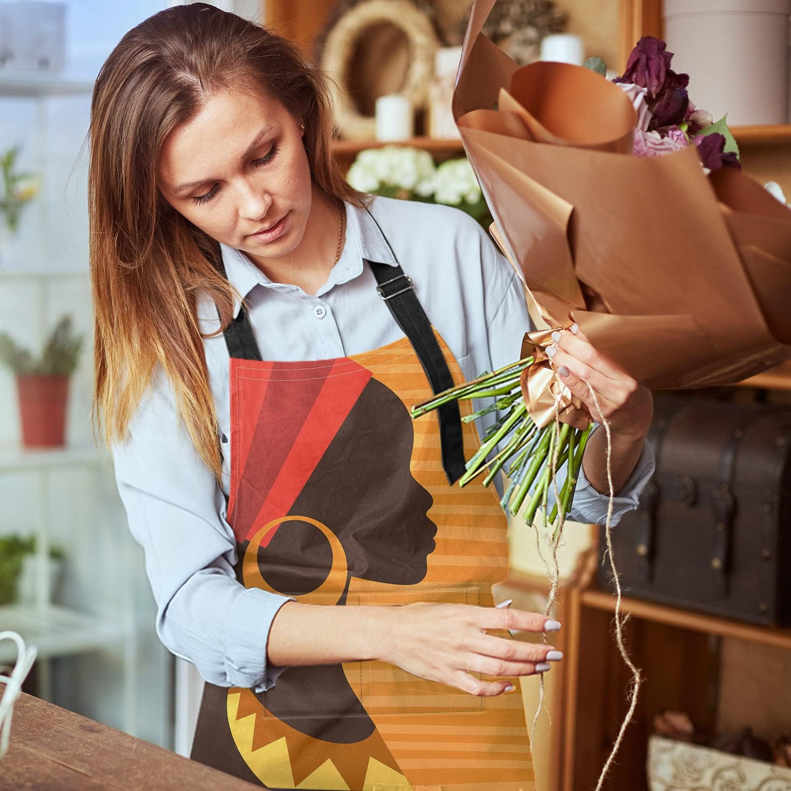 Britimes apron large pocket provides storage for essentials.