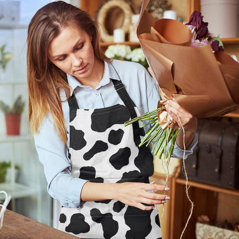 Britimes apron is machine washable for easy, quick cleanup.