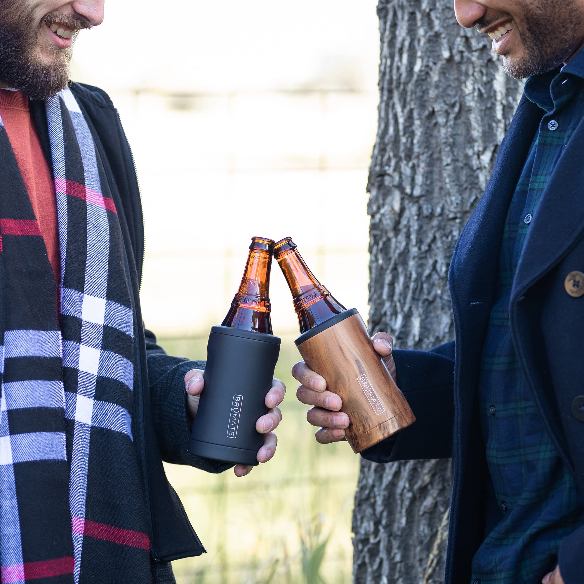 BrüMate BOTT’L has a non-slip base to prevent spills on any surface.