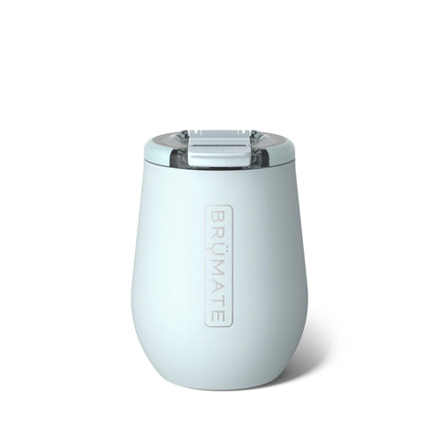 BrüMate Uncork'd 14oz locking lid demonstrates secure seal for travel