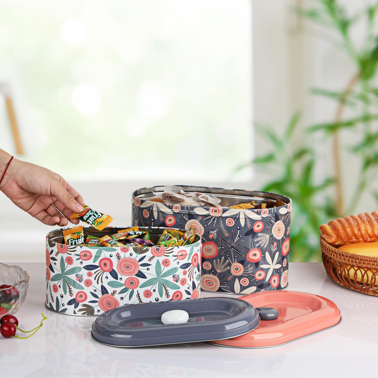 BSTKEY airtight lids prevent moisture, keeping cookies crisp.