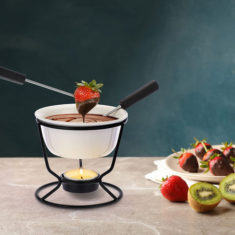 BSTKEY picnic or beach setup with fondue warmer ready to share