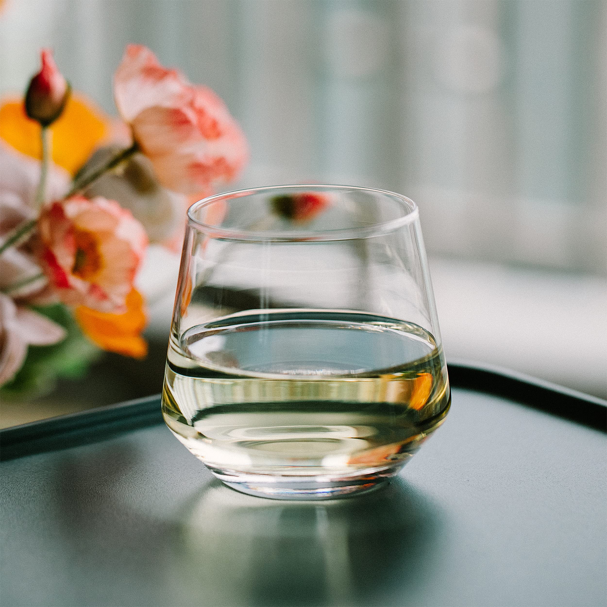 BTaT stemless wine glass 12 oz precision rim suited to wine tasting.