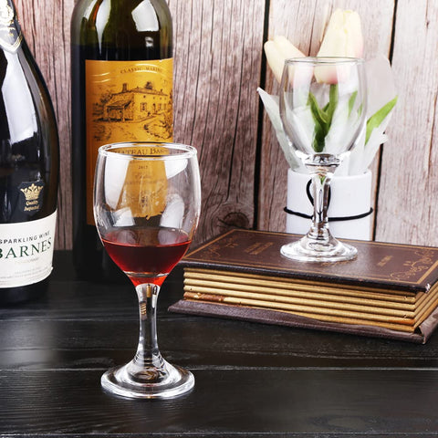 BTGLLAS 12-piece set designed for entertaining guests with style.