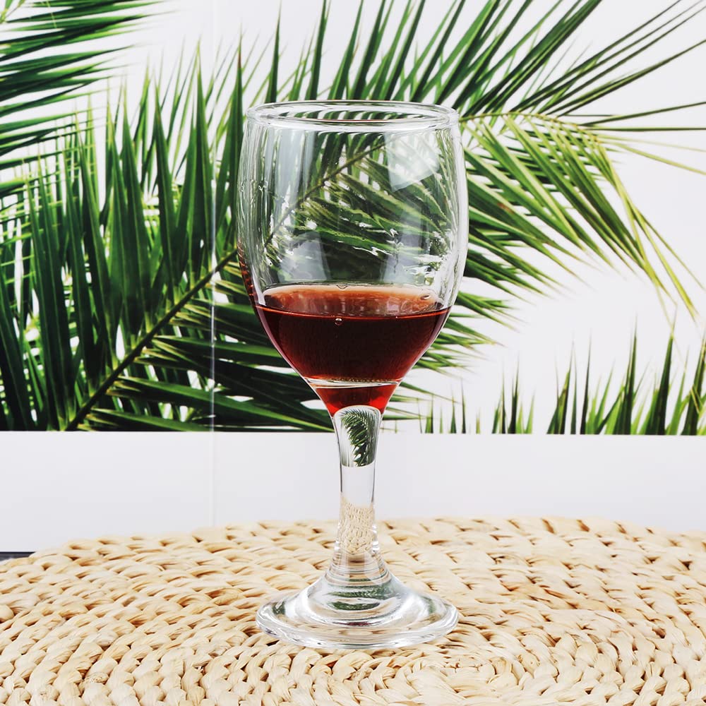 BTGLLAS 5.6in glass ideal for elegant table settings.