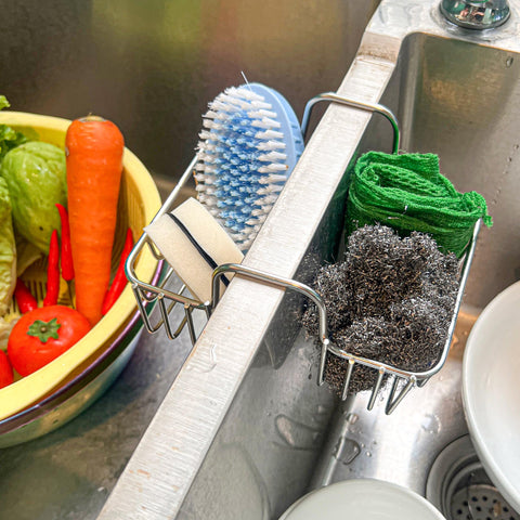 BuleVina multiuse kitchen organizer stores sponges, brushes, soap, and towels.