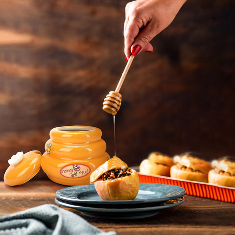 BuleVina wooden honey dipper for mess-free, precise drizzle.