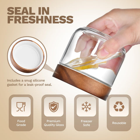 Bumobum acacia wood lid provides an airtight seal to keep freshness for salads.