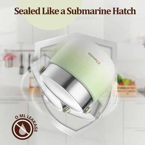 Bumotse silicone-sealed lid provides leak-proof performance for on-the-go use.