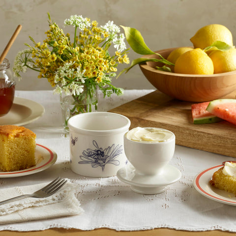 Butter Bell base with water seal for easy, mess-free storage.