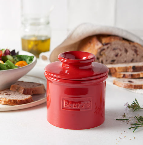 Two-piece airtight Butter Bell lid and base ready for use