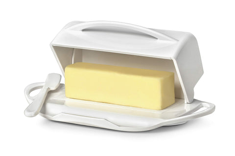 Close-up of Butterie’s shatterproof BPA-free plastic with textured base