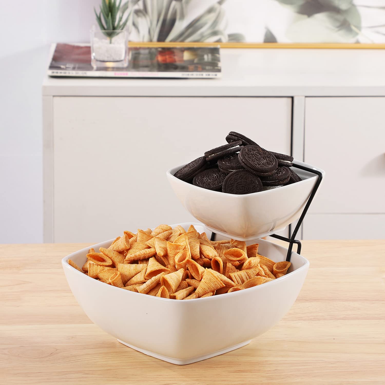 Buyajuju space-saving design nests bowls for compact storage.