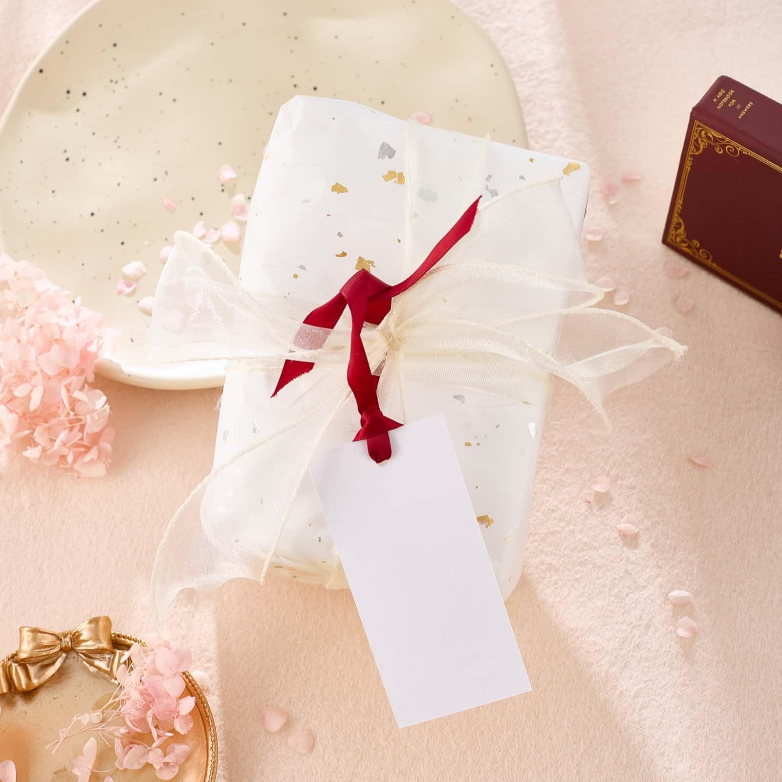 BZQCRT wine red wedding name cards add refined decor.