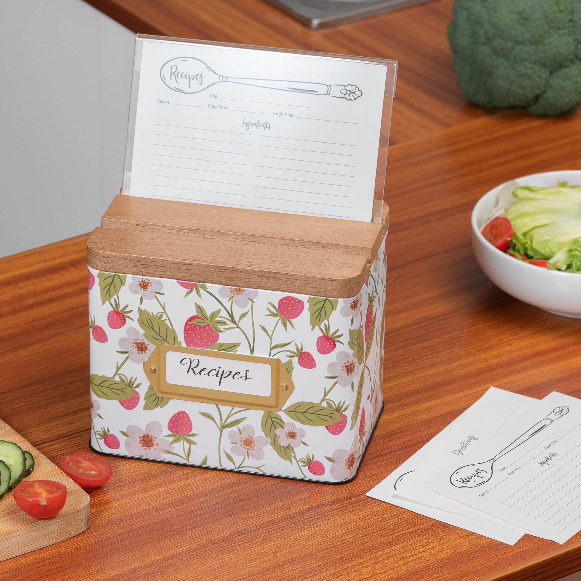 Cabbrix strawberry box includes 50 double-sided recipe cards for meal planning