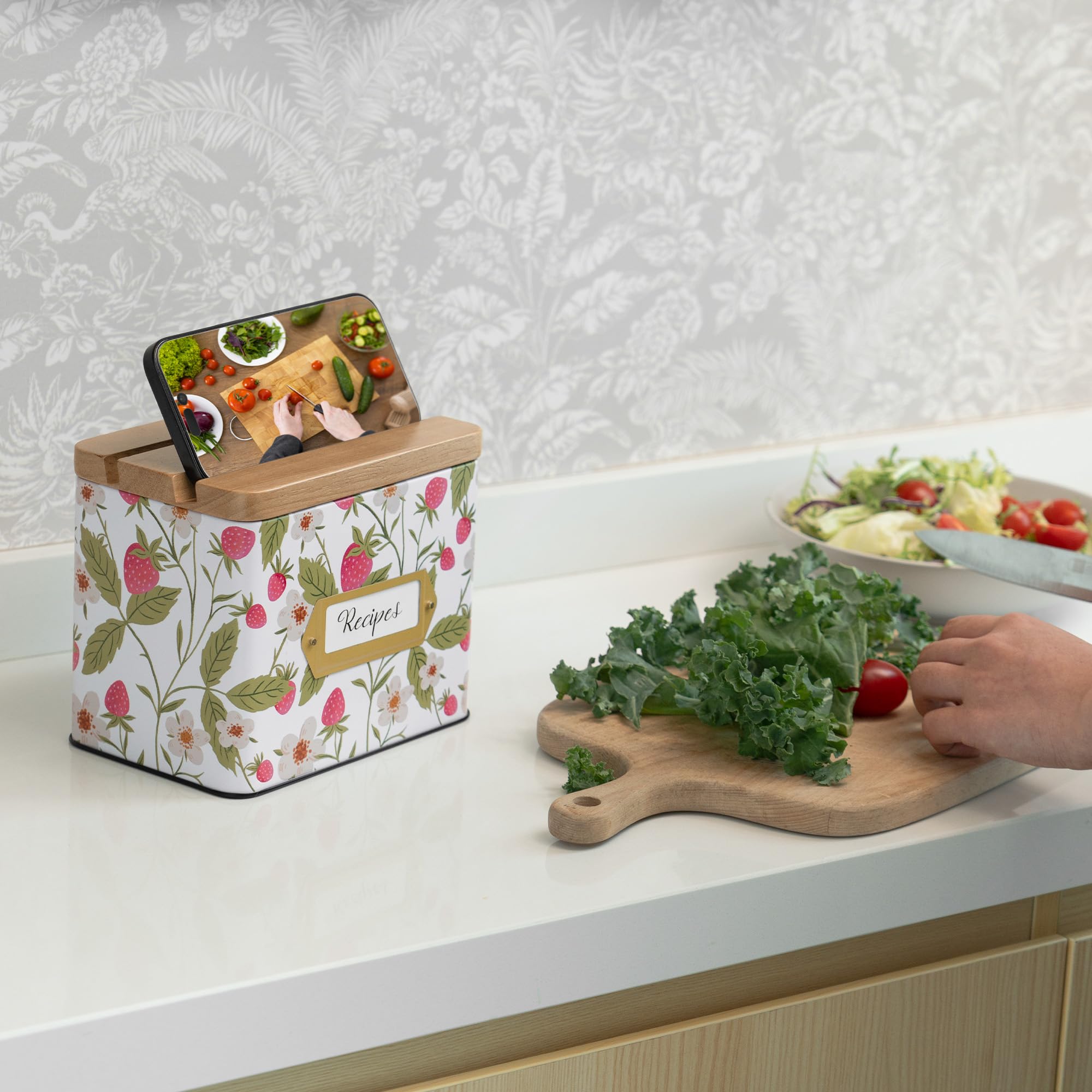 Cabbrix strawberry recipe box lid with card holder for easy viewing