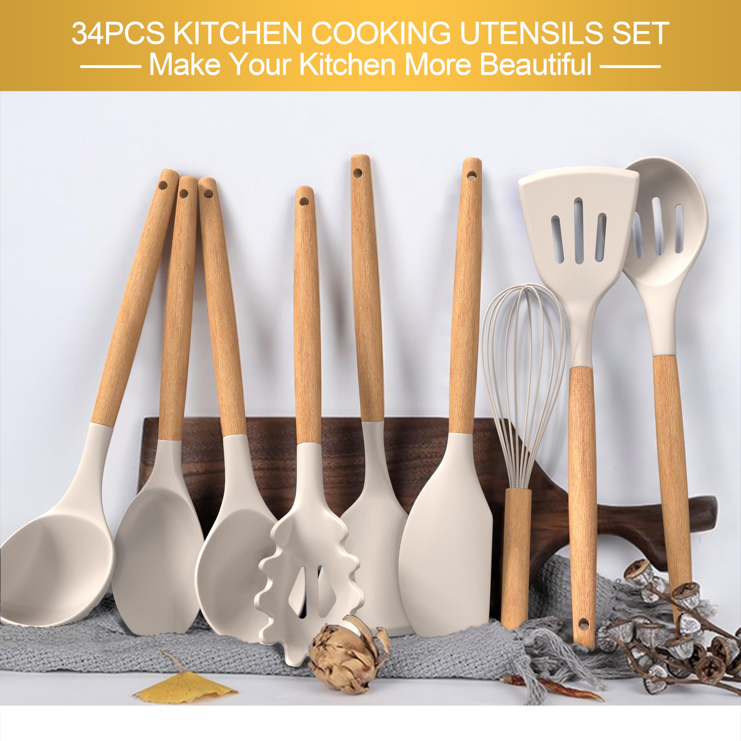 CACOLES spatula with wooden handle offers comfortable grip and heat resistance