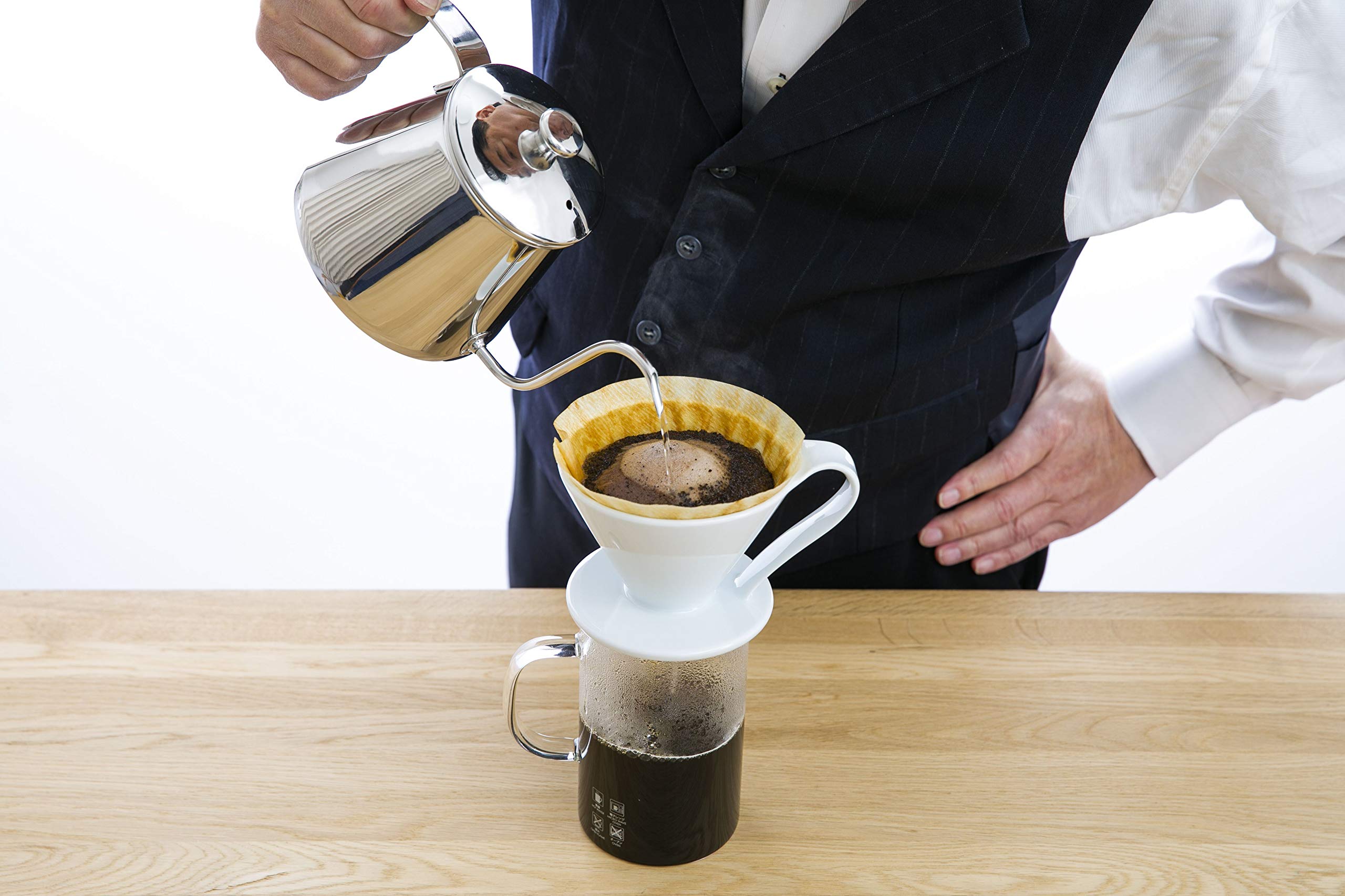 CAFEC Abaca+ cone filter FSC-certified fibers for eco-friendly brewing.