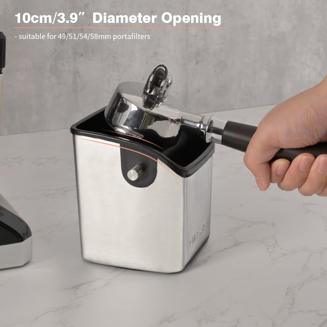 CAFEMASY stainless steel knock bar with silicone sleeve reduces noise during use.