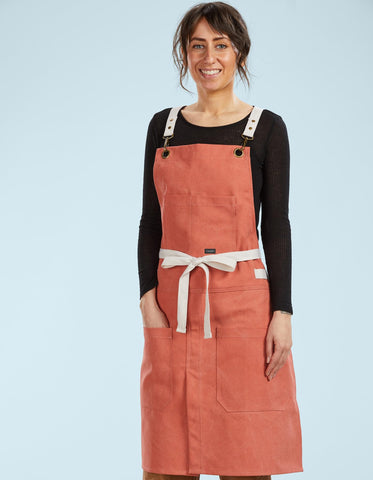 Caldo Split Leg Apron Terracotta care instructions ready for washing