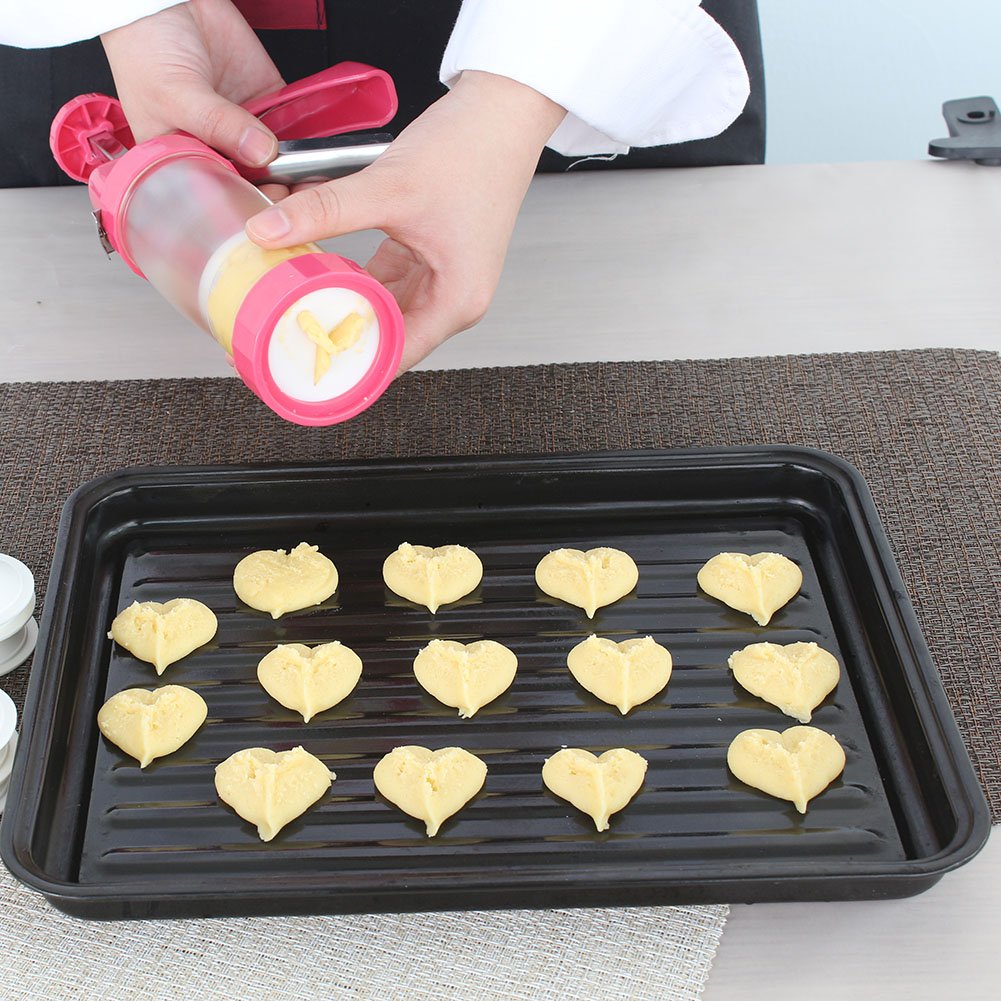 Cambom biscuit decorating set helps create charming homemade cookies.