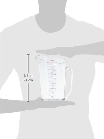 Cambro 2qt measuring cup with handle close-up for easy grip.