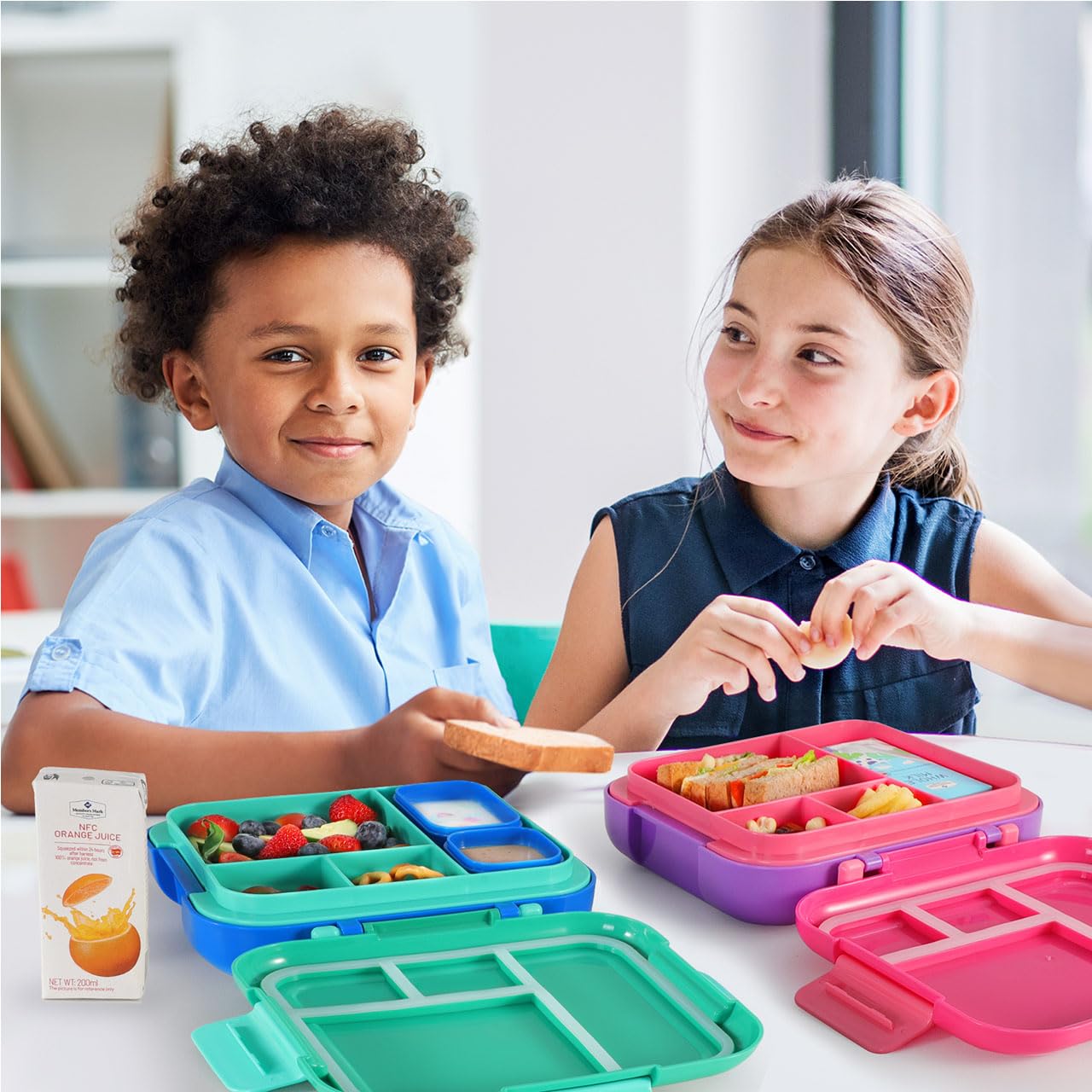 Caperci Bento Box for Kids durable lightweight design survives daily use.