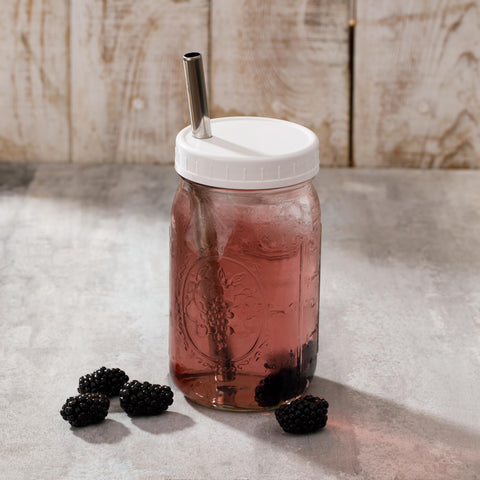 Capsule Classic bubble tea cups in use for smoothies and shakes